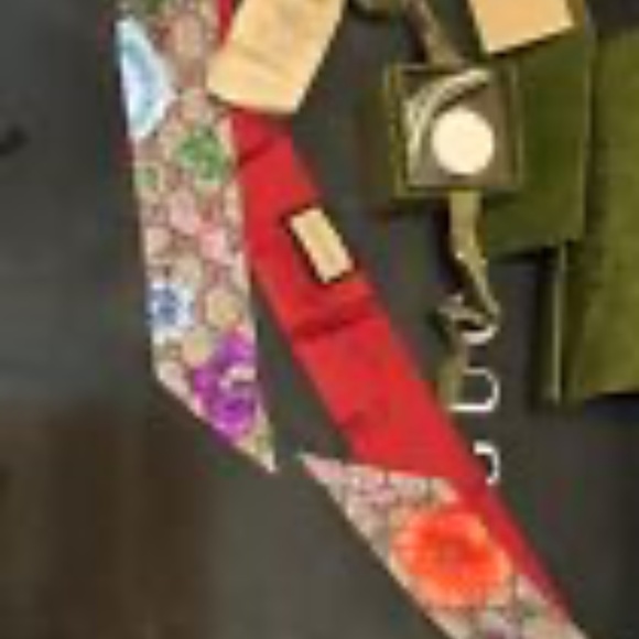 Gucci Flora Neck Bow - Picture 3 of 11